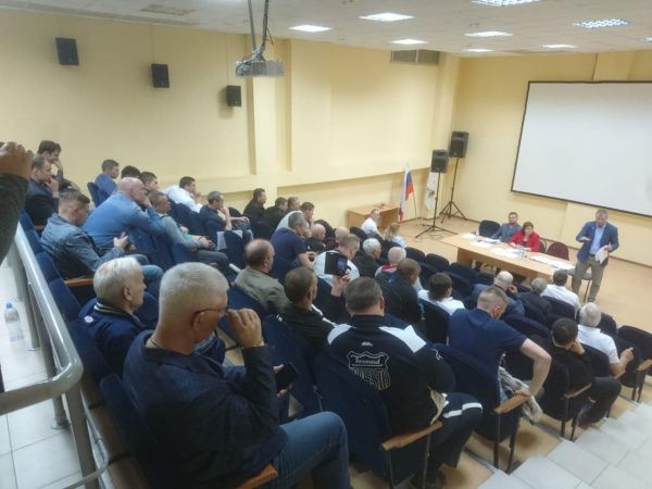В Нижнем Новгороде состоялась встреча руководства Федерации бокса России и боксерской общественности Нижегородской области В Нижнем Новгороде состоялась встреча руководства Федерации бокса России и боксерской общественности Нижегородской области