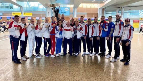 Российские боксеры завоевали десять олимпийских лицензий на европейской квалификации Российские боксеры завоевали десять олимпийских лицензий на европейской квалификации