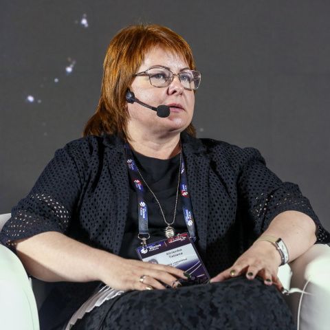 Татьяна Кириенко поздравила Артура Бетербиева с победой над Джо Смитом