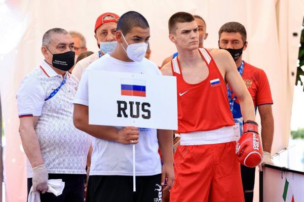 Российские боксеры с победы стартовали на первенстве Европы среди молодежи 19-22 лет Российские боксеры с победы стартовали на первенстве Европы среди молодежи 19-22 лет
