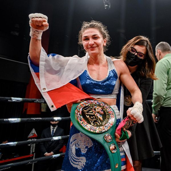 Татьяна Зражевская завоевала временный пояс WBC Татьяна Зражевская завоевала временный пояс WBC