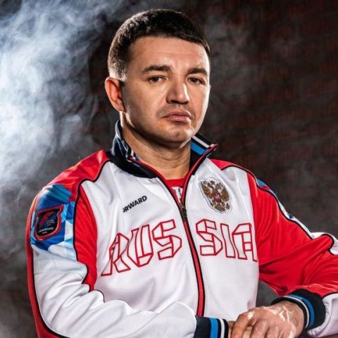 Эдуард Кравцов: на предстоящем чемпионате России по боксу Альберт Батыргазиев выступит в категории до 60 кг