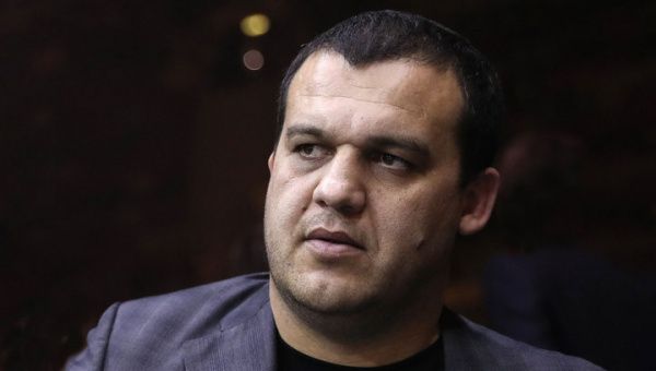Умар Кремлёв: «Руководству АИБА ситуация с долгами известна лучше, но мы готовы помочь» Умар Кремлёв: «Руководству АИБА ситуация с долгами известна лучше, но мы готовы помочь»