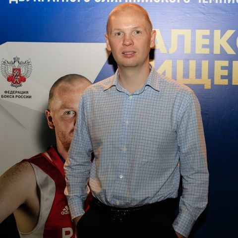 Информация о пресс-конференции с участием Алексея Тищенко и Алексея Папина перед их боями 27 мая в Омске