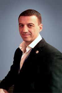 Поздравляем с Днем рождения Александра Колесникова Поздравляем с Днем рождения Александра Колесникова