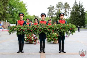 ФОТОГАЛЕРЕЯ. Всемирный боксерский форум. Возложение цветов